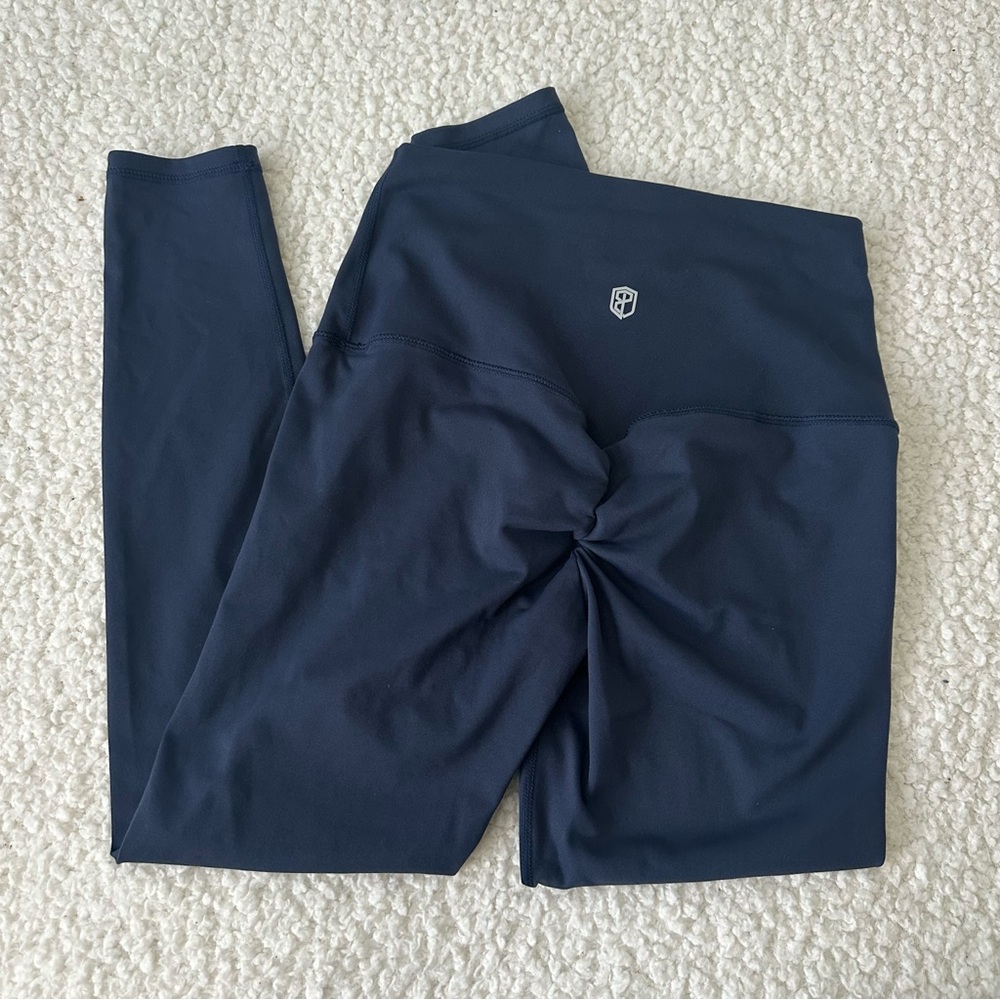 Born Primitive Butt Scrunch Legging